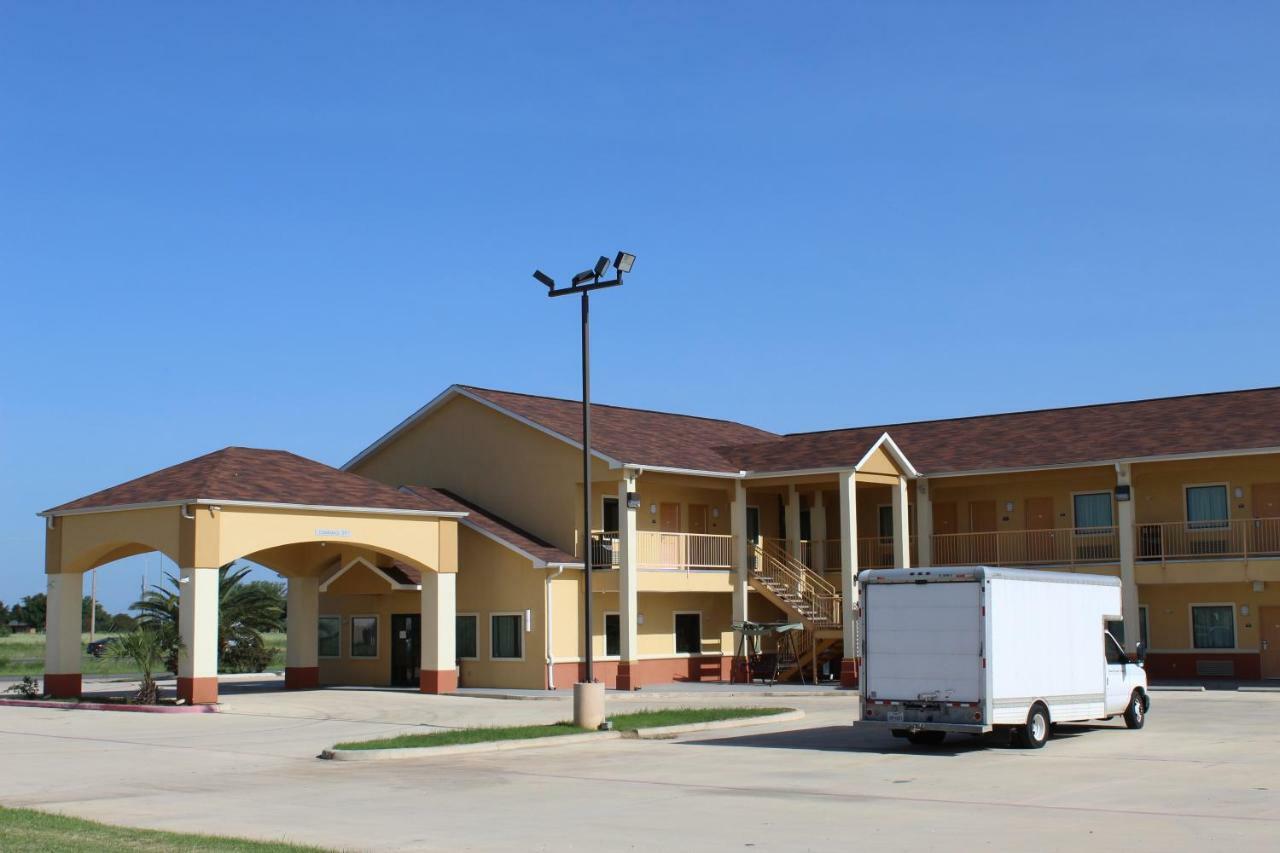 Horizon Inn & Suites Pearsall Ngoại thất bức ảnh